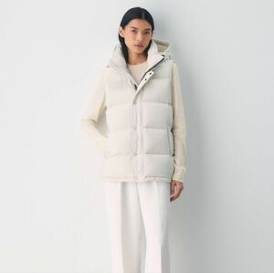 Aritzia The Super Puff™ LoHip Vest - cliMATTE™